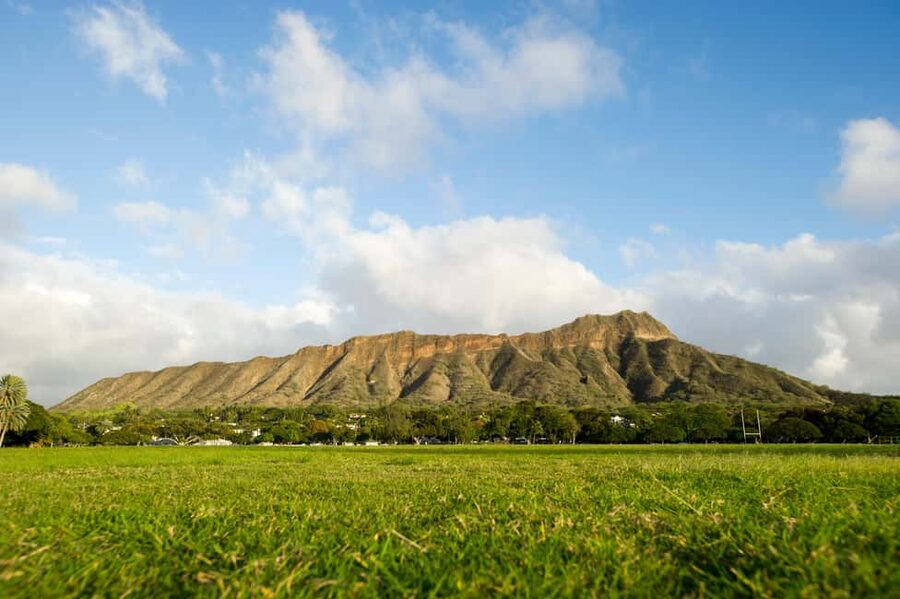 （2nd)Diamond Head Hike w/ Malasada Starts at 7:00 a.m. - What the three-hour schedule really gives you