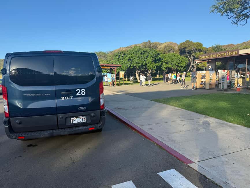 （2nd)Diamond Head Hike w/ Malasada Starts at 7:00 a.m. - The short shuttle ride from Honolulu