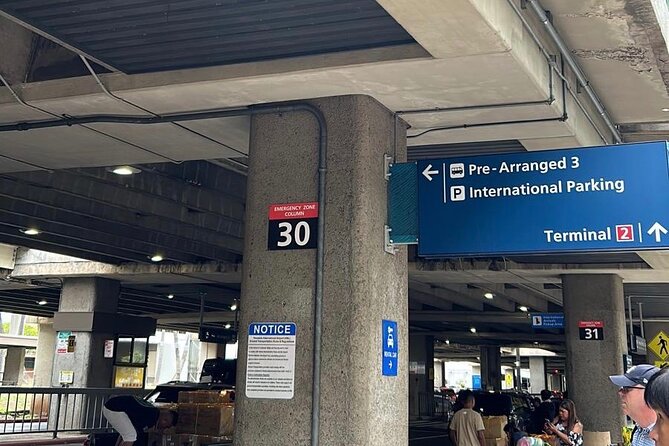 Airport Shuttle - HNL Airport to Waikiki - What happens after you land