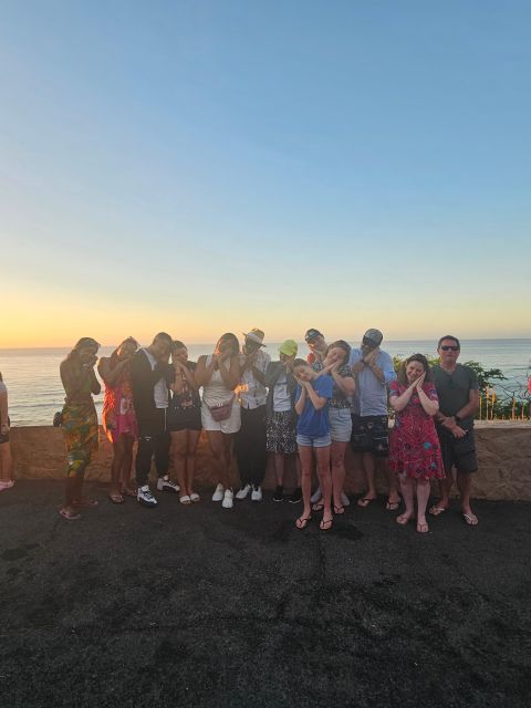 Amazing Circle Island Tour - Waimea Botanical Garden and the waterfall swim