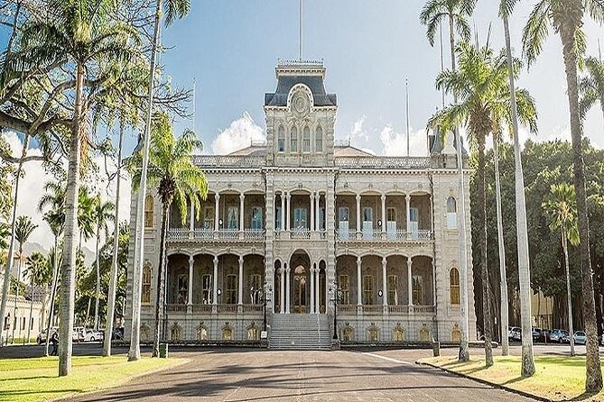 Arizona Memorial Pearl Harbor & Honolulu City Tour from Waikiki - Who should book this tour