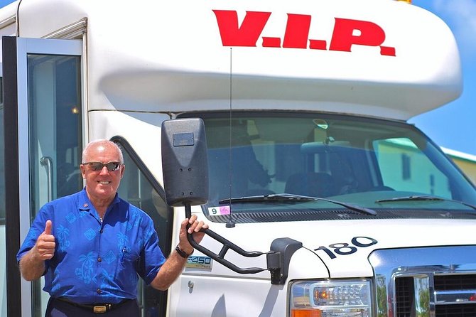 Arrival Transfer: Airport Shuttle Honolulu and Waikiki or Cruise Terminal - Meeting the greeter at HNL baggage claim