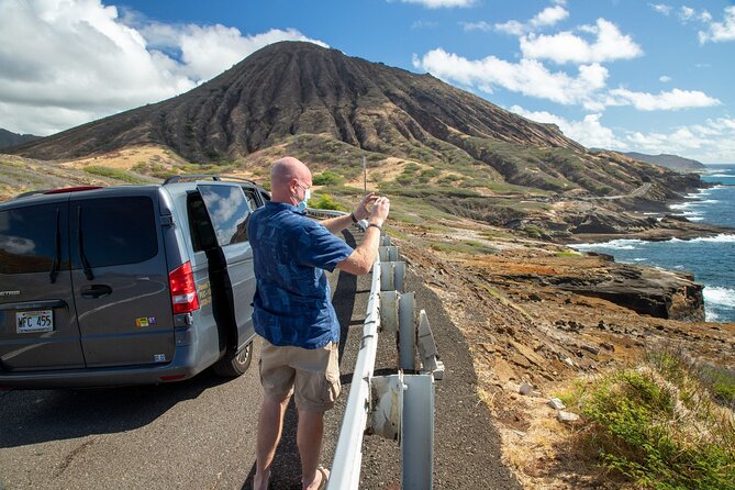 Best Of Oahu: Grand Circle Island Small Group Tour From Waikiki - What the guides add to the day