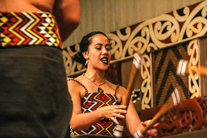 Best of Oahu: Pearl Harbor, Arizona Memorial and the Polynesian Cultural Center - Two hours at the Polynesian Cultural Center