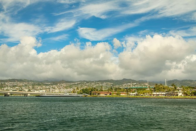 Best Of Pearl Harbor: The Complete Experience Tour - USS Missouri: the biggest physical presence