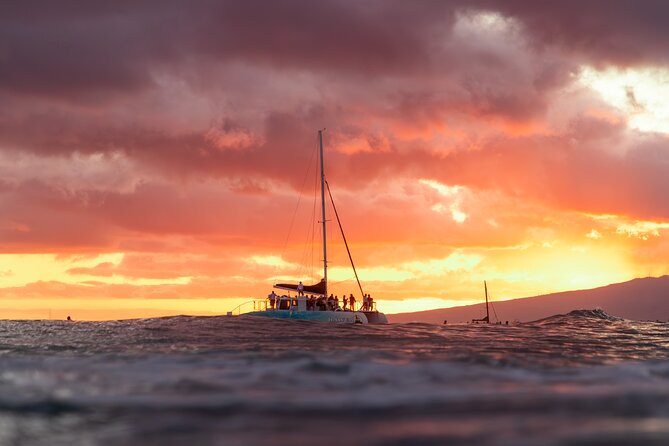 Board from Waikiki Beach for a scenic Sunset Sail on the Hāwea - The first minutes at sea