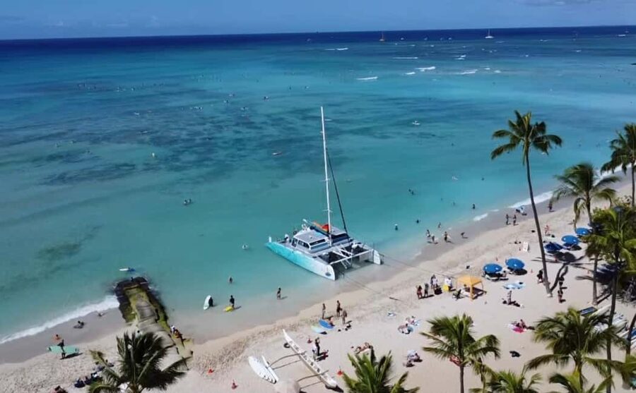 Board from Waikiki Beach: Friday Night Fireworks sail - Is $71 a fair price for one hour?