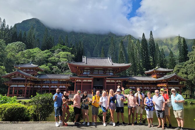 Byodo In Temple, Waimea Botanical Garden-Waterfall: Includes Fees - Waimanalo: a useful break with shopping