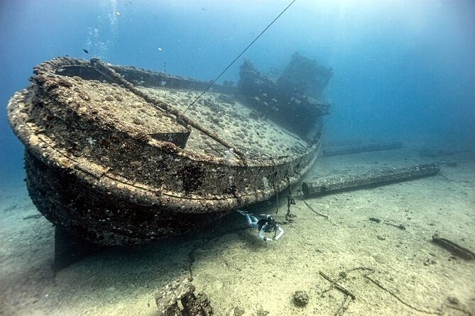 Certified Diver: 2-Tank Deep Wreck and Shallow Reef Dive Off Oahu - Key points before you book