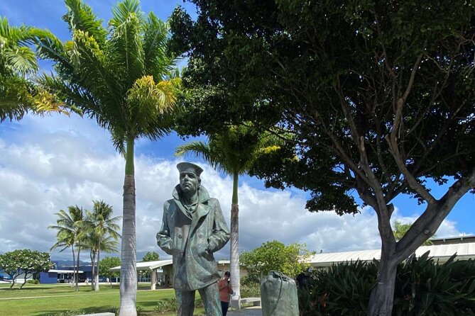 Deluxe Pearl Harbor, Arizona Memorial, and Visitor Center Tour - Who should book this Pearl Harbor tour
