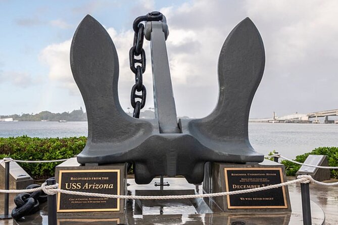 Deluxe Pearl Harbor USS Arizona Memorial and Honolulu City Tour - Who should book this Pearl Harbor tour?