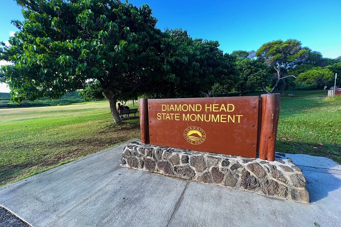 Diamond Head Hiking and Oahu Island Experience feat. North Shore - Kahuku lunch: pick your own plate
