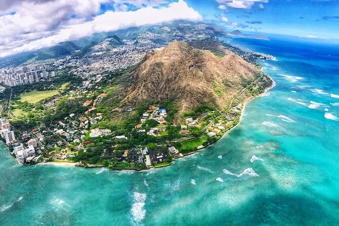 Diamond Head Hiking and Oahu Island Experience feat. North Shore - Macadamia nuts and a taste of local roadside Oahu