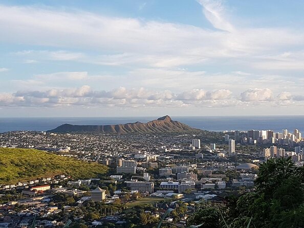 eBike Tour Honolulu Rainforest - Leaving Honolulu for the Tantalus hills