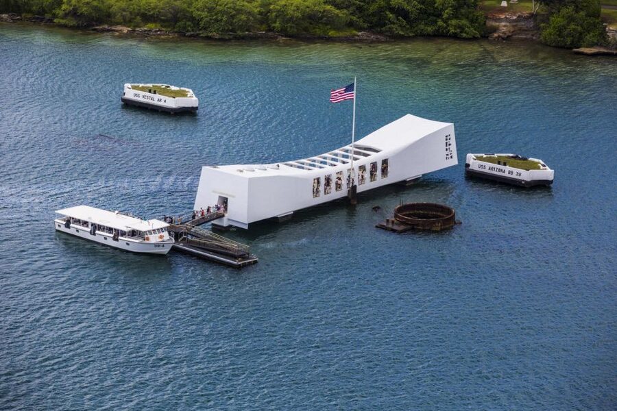 From Waikiki: Pearl Harbor USS Arizona Memorial Program - Starting from Waikiki
