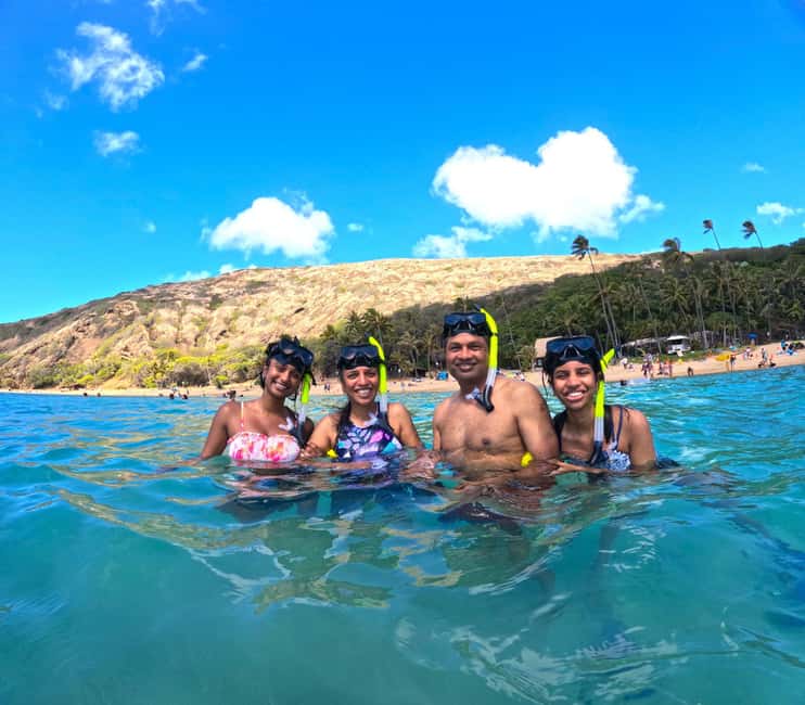 Hanauma Bay Guided Snorkel Tour with guaranteed entrance - Why the guide can improve the experience