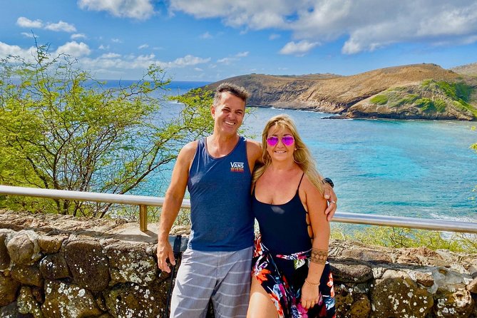 Hanauma Bay Snorkeling - Arriving at Hanauma Bay and getting to the water