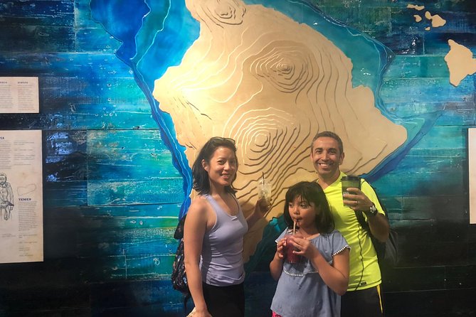 Hawaiian Food Tour by Bike in Oahu - Waikiki Surf Club, Canoes, and the Ala Wai Canal