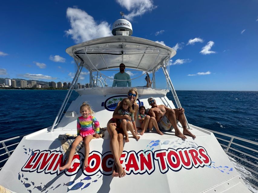 Honolulu: Deluxe Waikiki Snorkel and Wildlife Cruise - Waikiki from the water