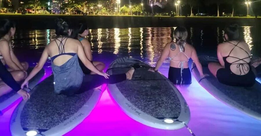 Honolulu: Fireworks Glow and Flow Yoga Class - Why this Honolulu yoga class feels different