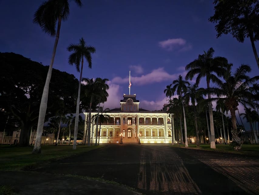 Honolulu: Ghosts of Old Honolulu Walking Tour - The Royal Palace and Hawaii’s royal past