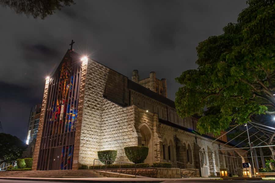 Honolulu Haunts: Ghosts and Spirits Walking Tour - Night marchers, ancient warriors, and sacred paths