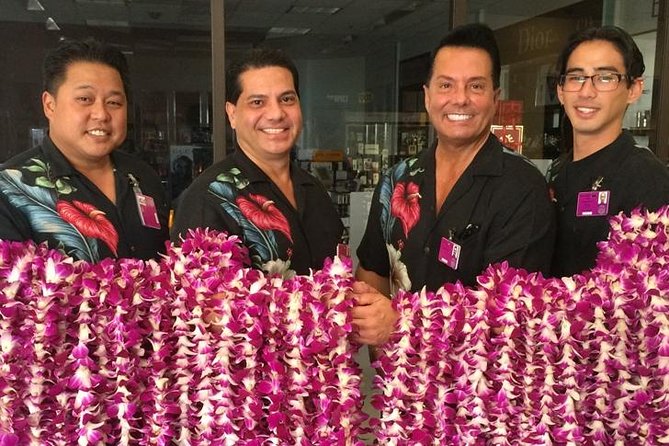 Honolulu Hawaii Airport Transfer - After landing, follow the correct Honolulu pickup route