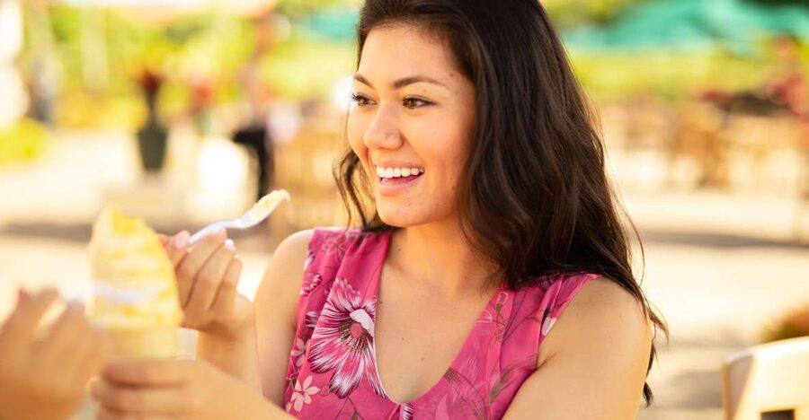 Honolulu: Oahu Island Full-Day Guided Tour by Bus with Lunch - Byodo-In Temple offers a quiet cultural pause