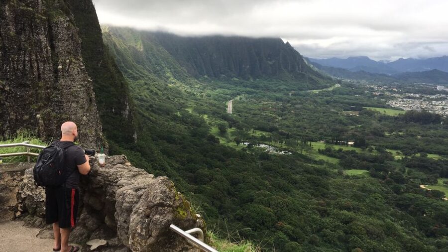 Honolulu: Oahu Island Full-Day Guided Tour by Bus with Lunch - Dole Plantation is a short stop with optional extras