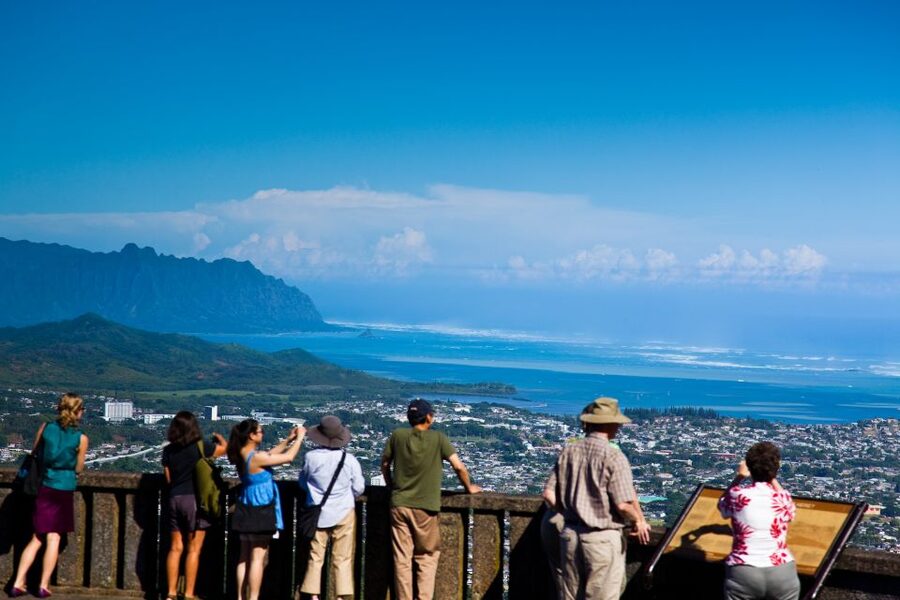 Honolulu: Oahu Sights and Bites Circle Island Foodie Tour - What $156 buys you