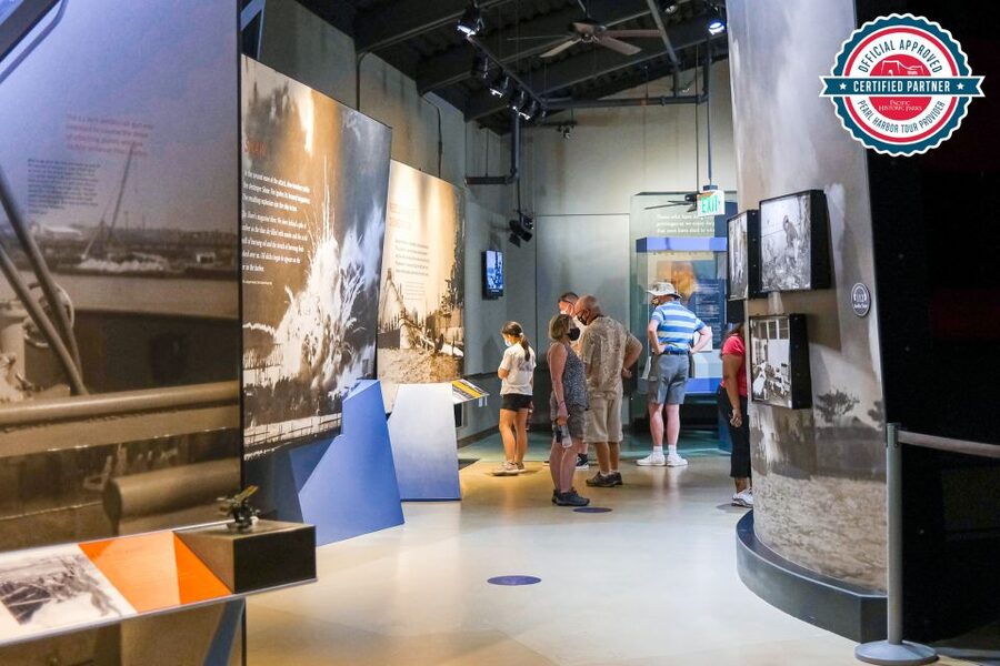 Honolulu: Salute to Pearl Harbor - USS Arizona Memorial Tour - Who will get the most from this tour?