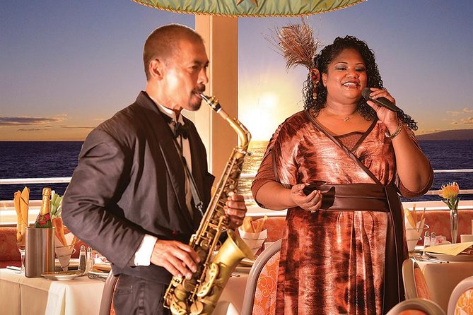 Honolulu: Three Star Deluxe Sunset Dinner Cruise and Show - Dinner service can shape the whole evening