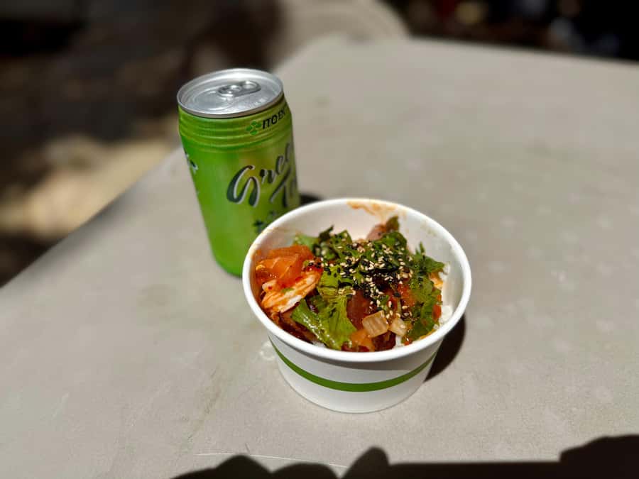 Honolulu: Waikiki Food Tour with Local Guide - Poke bowls and the taste of fresh fish