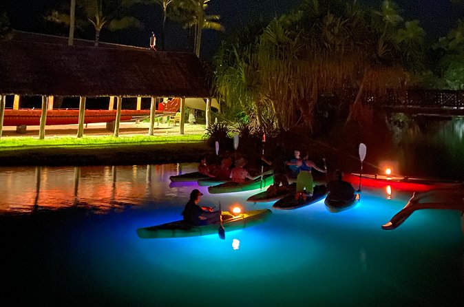 Lunar Legends Night Stand up Paddle Kayak Water Experience - The guide is the heart of the evening
