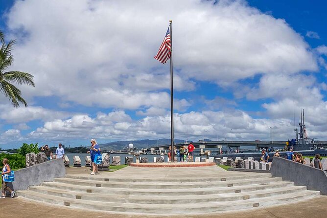 Luxury Pearl Harbor USS Arizona Memorial Small Group Tour - The strict bag rule can make or break the morning
