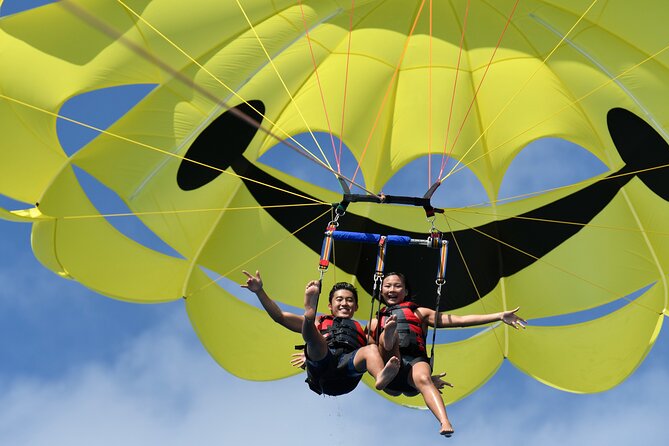 Maunalua Bay Higher Flyer Parasailing Adventure - The water dip before landing