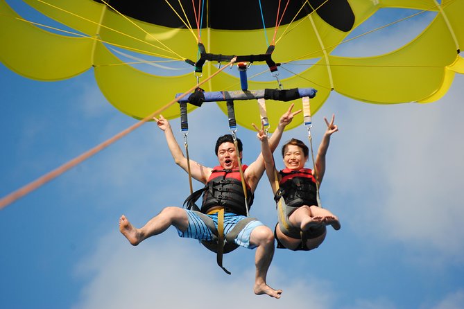 Maunalua Bay Higher Flyer Parasailing Adventure - Who will enjoy this most