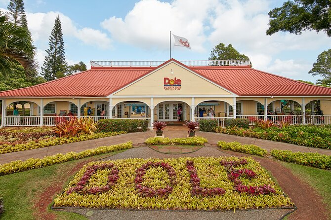 North Shore Haleiwa & Dole Plantation Tour - Key points at a glance