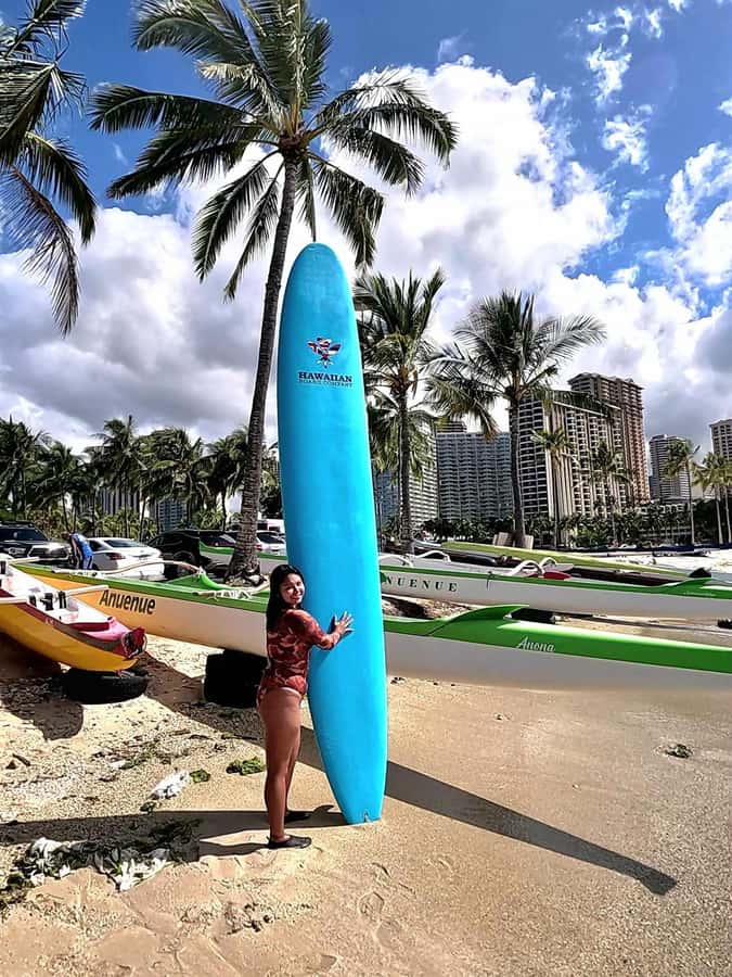 Oahu: 1-on-1 Surfing Lesson in Waikiki - Seventy-five minutes of coaching in the water