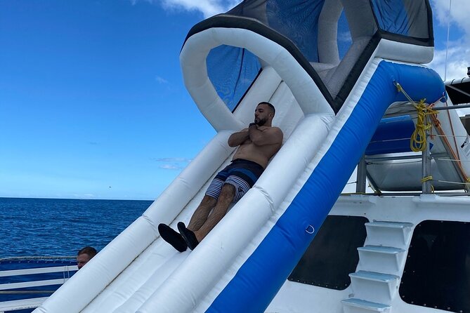 Oahu 5-in-1 Deluxe Cruise: Turtle Snorkeling & Ocean Activities - Snorkeling near Waikiki