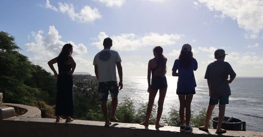 Oahu: Active Circle Island Tour - Snorkeling at Sharks Cove