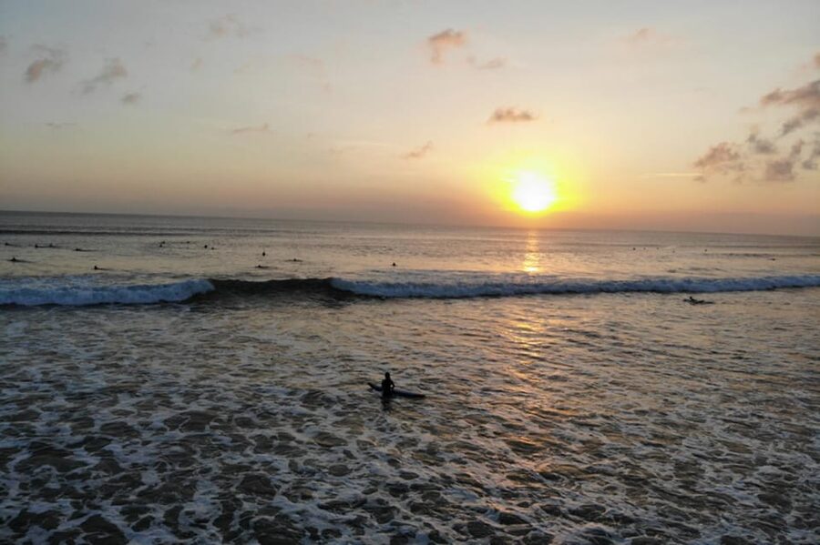 Oahu: Beginner Group Surf Lesson on North Shore - At a Glance