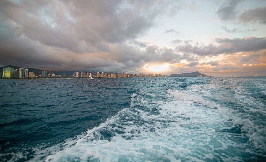 Oahu: BYOB or Cash Bar Waikiki Sunset Cruise - Is $55 a fair price?