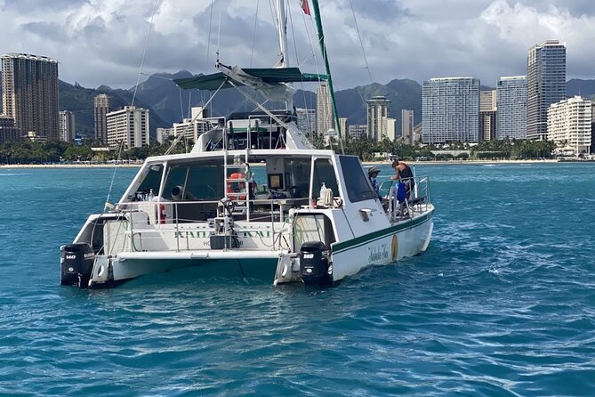 Oahu Catamaran Snorkel Tour: See Turtles 100% Guaranteed - Gear, food, and practical comfort