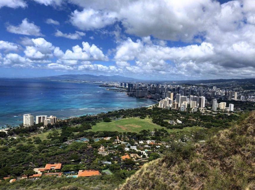 Oahu: Diamond Head Crater Trailhead Transfer & Entry Fee - Why Diamond Head works well as a morning outing