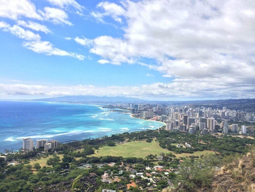 Oahu: Diamond Head Hike with Roundtrip Transportation - The 5:00 AM Waikiki Pickup