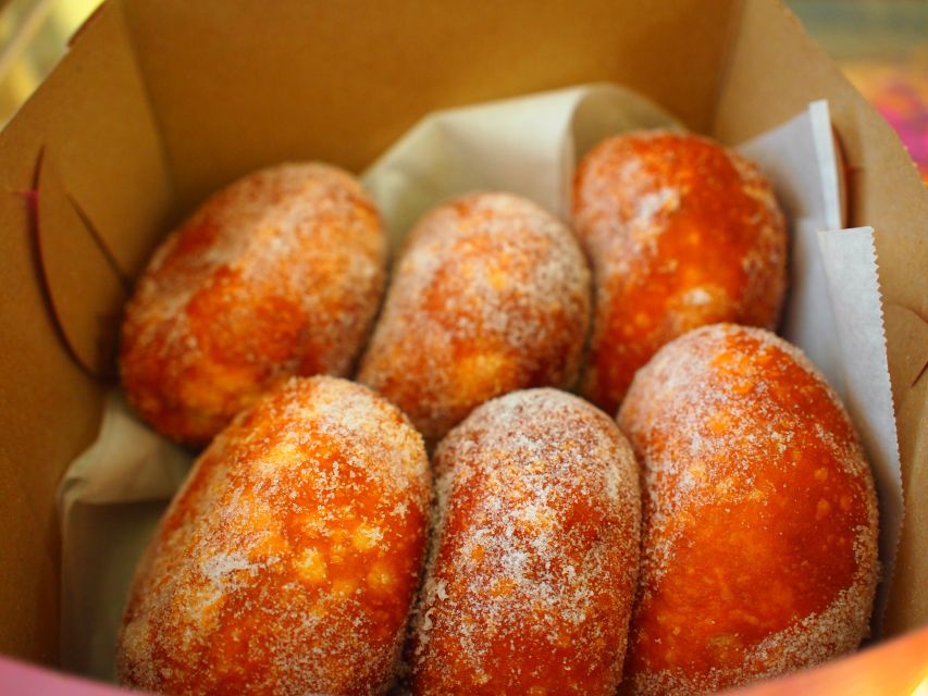 Oahu: Diamond Head Sunrise Hike with Acai Bowl and Malasada - Reaching the 6:00 a.m. Diamond Head Gate