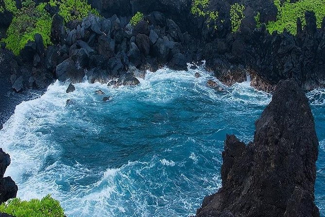 Oahu Grand Circle Island Experience Departing from Kauai - Diamond Head views without the crater hike