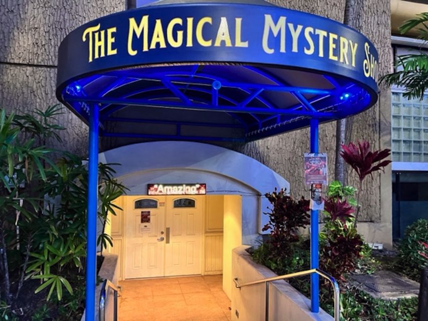 Oahu: Hilton Waikiki Beach Hotel Magical Mystery Show - Is the $99 ticket a fair deal?