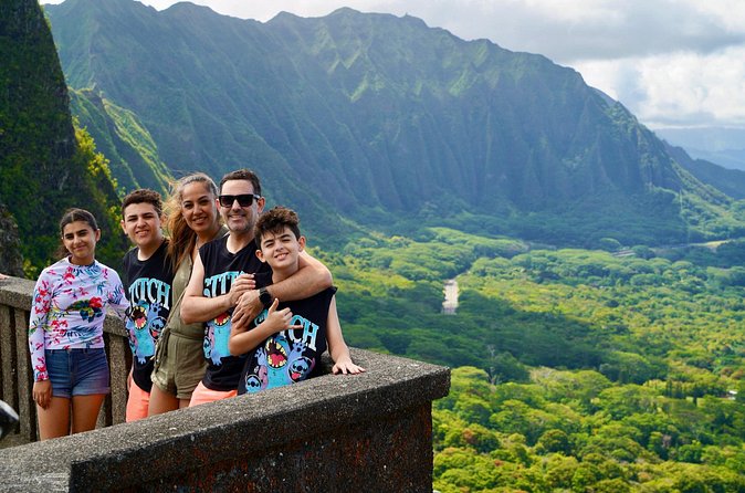 Oahu in a Day: Waterfall - Food Trucks - Lookouts - Small Crowds - Byodo-in Temple and the Pali Lookout